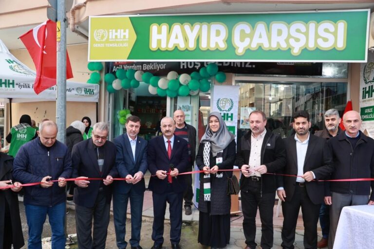İHH Hayır Çarşısı Açtı    12 Ocak 2024 - Featured Image