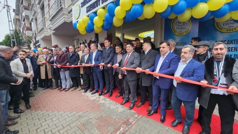 *AĞRI MERKEZ ESENKÖY DERNEĞİ’NİN AÇILIŞI COŞKULU BİR TÖRENLE GERÇEKLEŞTİ*   12 Ocak 2025 - Featured Image