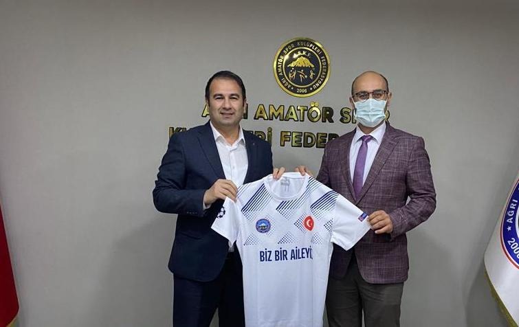 Ağrı’da Spor Müsabakasında Görevlendirilecekler İçin İlk Yardım Kursu Verildi 01 Ocak 2022 - Featured Image