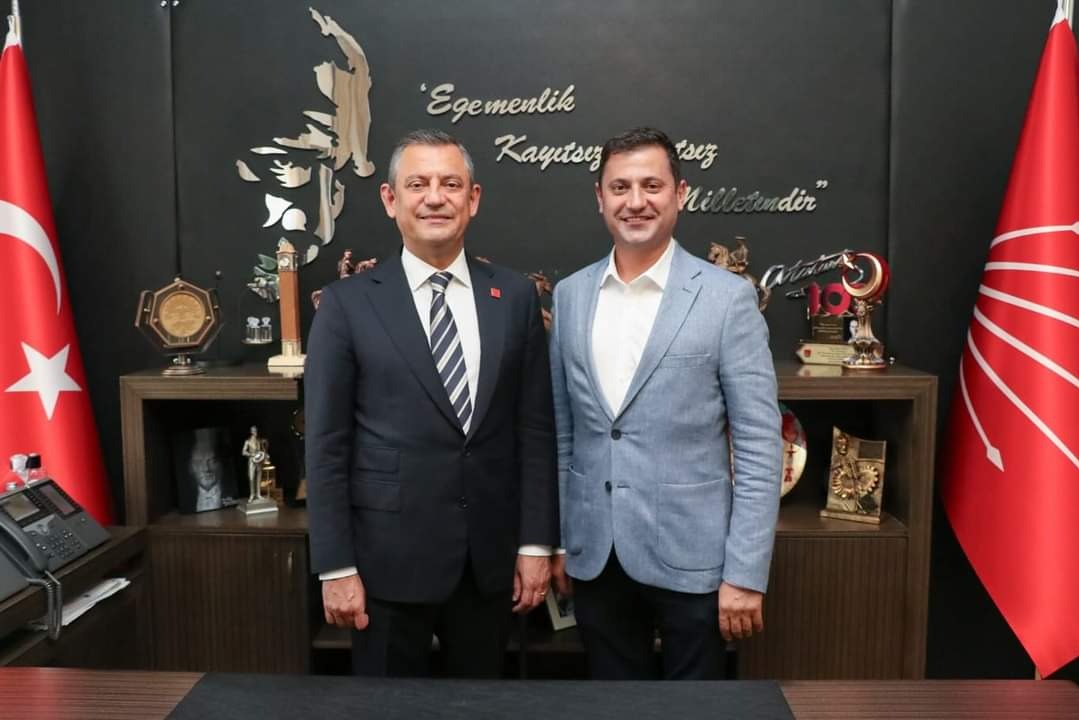 CHP Genel Başkanı Özgür Özel, Ağrılı İş İnsanları ve STK Temsilcilerini Kabul Etti* 26 Temmuz 2024 - Featured Image