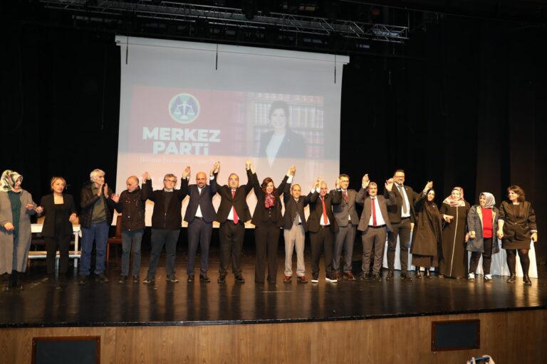 CİHAT KURT, MERKEZ PARTİSİ İSTANBUL İL BAŞKANI SEÇİLDİ. ​MERKEZ PARTİSİ, 27 Aralık 2025 - Featured Image
