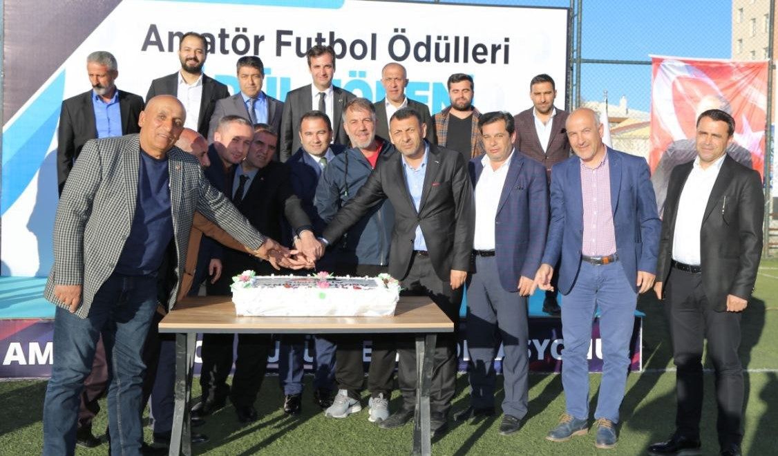Ağrı’da Amatör Futbol Ödülleri Dağıtıldı  22 Mayıs 2022 - Featured Image