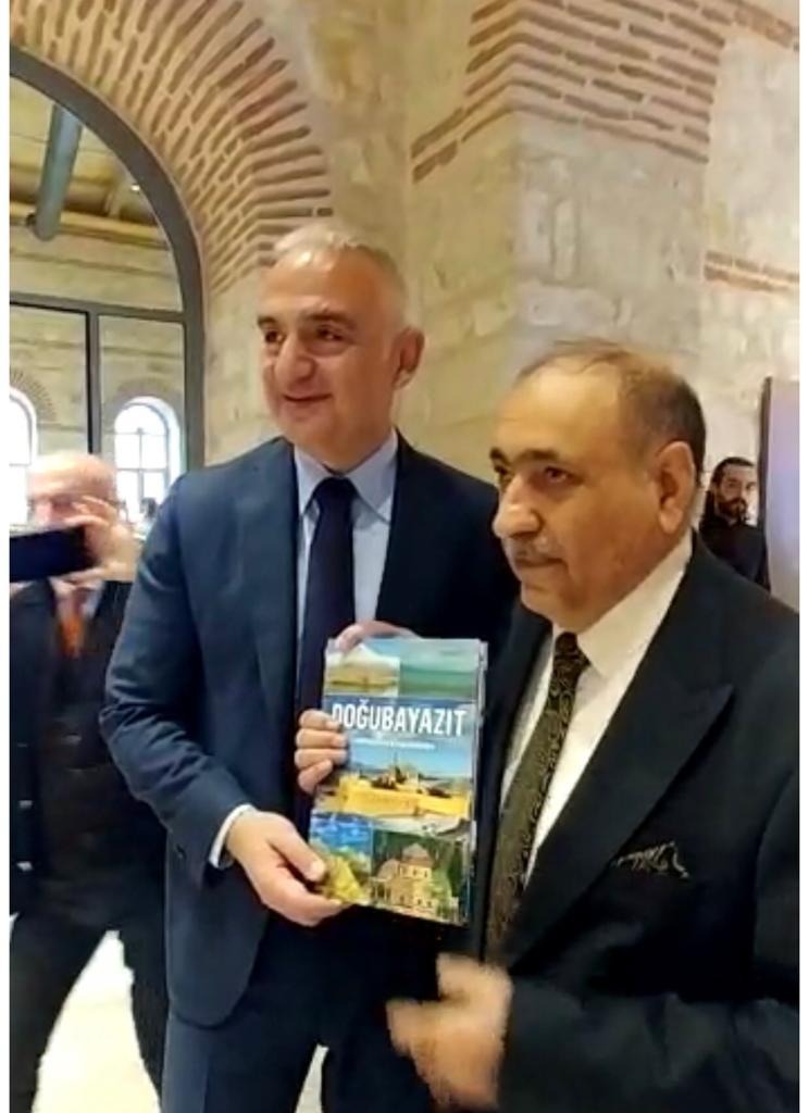 ON İKİ YIL ARAŞTIRARAK DOĞUBAYAZIT ŪZERİNE ANSİKLOPEDİ OLUŞTURDU 21 Ocak 2023 - Featured Image